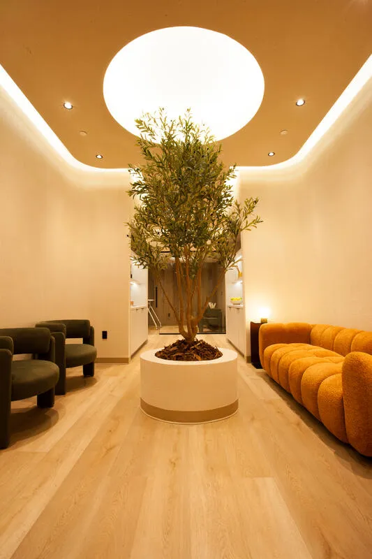 The Lab Vitality Club — premium wellness facility in Hallandale Beach